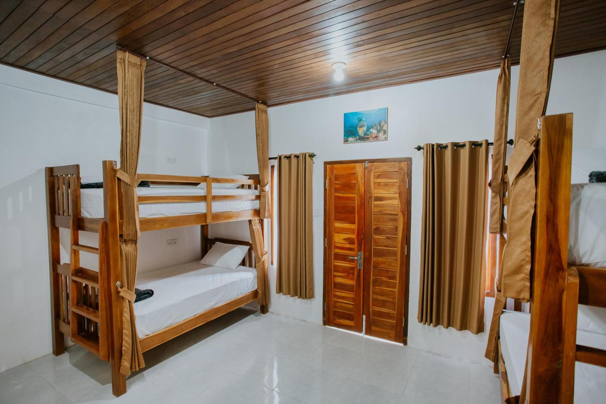 Garuda Hostel & Accomodation Nusa Penida Toyapakeh Eksteriør billede