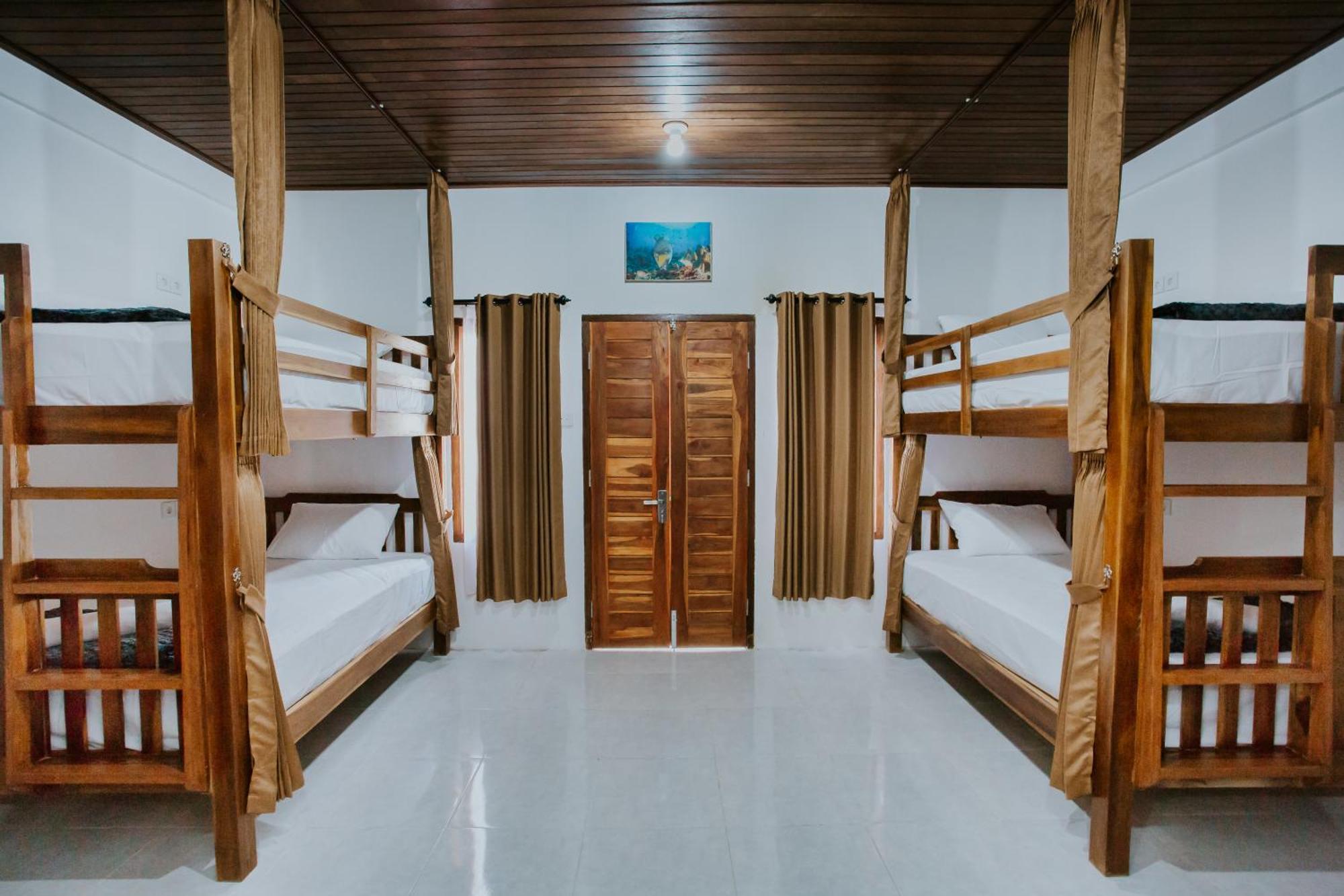 Garuda Hostel & Accomodation Nusa Penida Toyapakeh Eksteriør billede